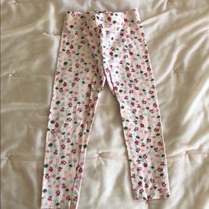 Carter’s floral size 3T leggings.